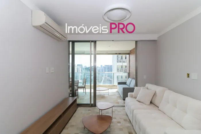 Apartamento com 2 suítes no coração do Itaim