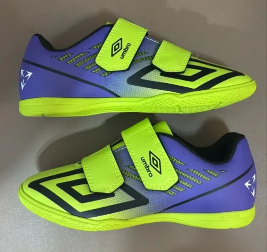 Chuteira Futsal Umbro VELOCITA - Tamanho 32