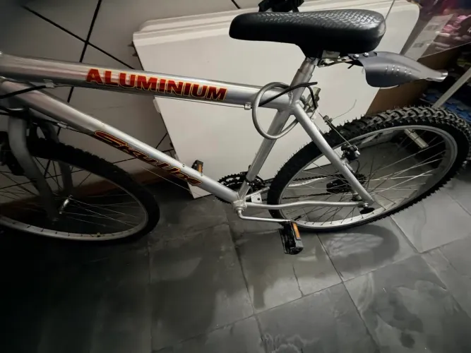 Bicicleta Aro 26 de Alumínio Vintage