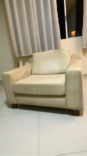 Poltrona Celina Design estofada