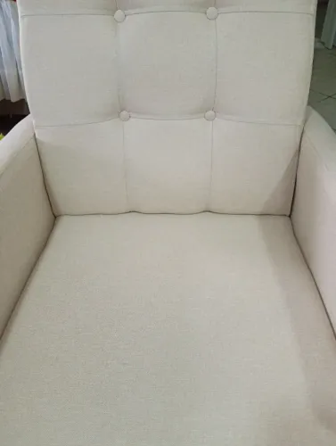 Poltrona com balanço Novíssima.