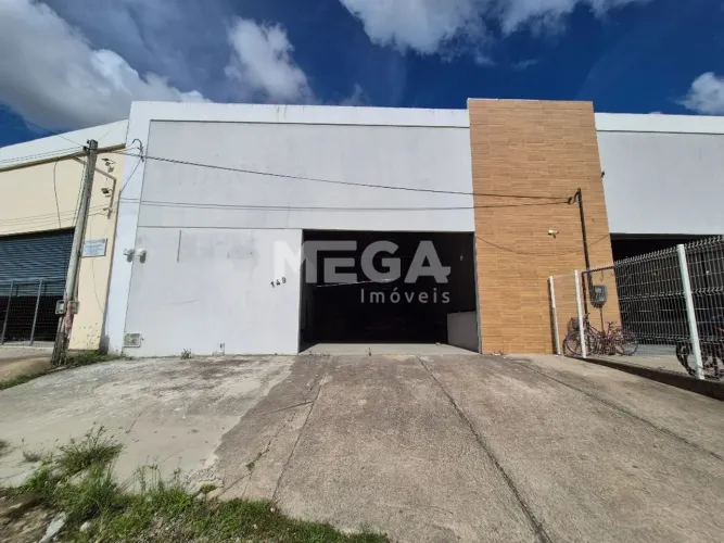Galpão no bairro Outra Banda em Maranguape, CE