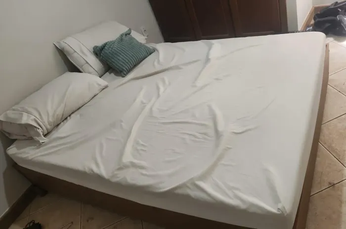 Colchão Ema e Base da cama