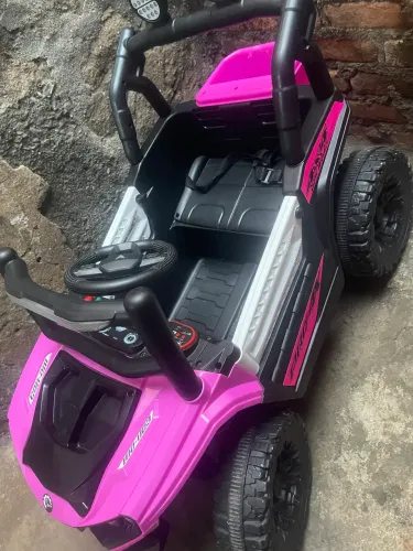 Carrinho elétrico infantil  