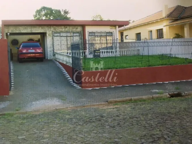 Casa à venda, com piscina em Oficinas, PONTA GROSSA - PR