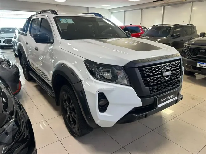 Nissan Frontier Attac.cd 4X4 2.3 Bi-TB Die. AUT 2025