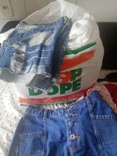 Lote de roupa ? djns..