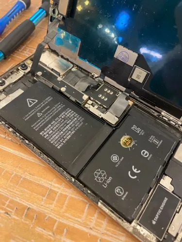 TROCA DE TELA IPHONE A DOMICÍLIO 