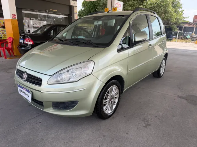 Fiat Idea Essence 1.6 Flex 16V 5P 2011