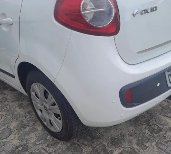 Fiat Palio Essence 1.6 Flex 16V 5P 2014