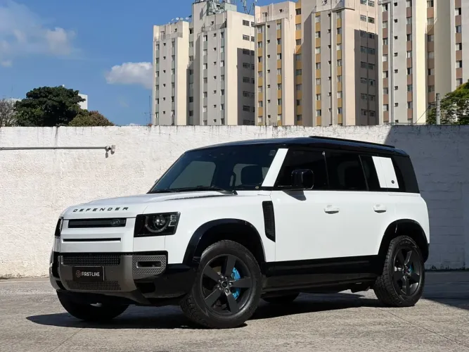 Land Rover Defender 110 X D300 HSE Mhev DIE AUT 2024