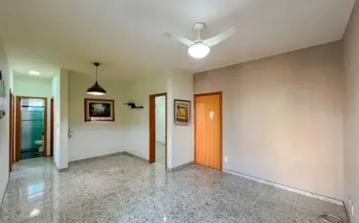 Imóvel para aluguel tem 90 metros quadrados com 3 quartos em Castelo - Belo Horizonte - MG
