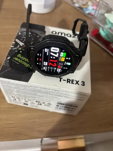 Vendo T rex muito novo!