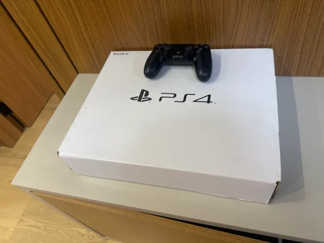 PLAYSTATION 4 SLIM 1 TB 2 Controles dualshock