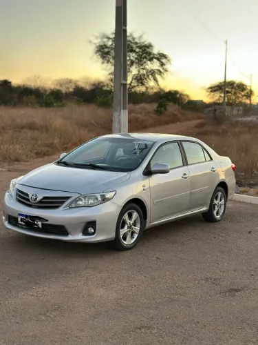 Toyota Corolla GLI 1.8 Flex 16V Aut. 2014