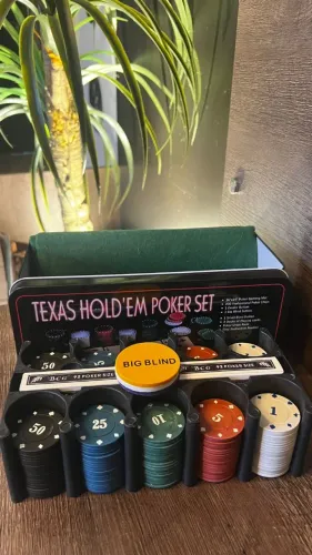 Kit Poker Texas Hold'em Completo - Impecável !!