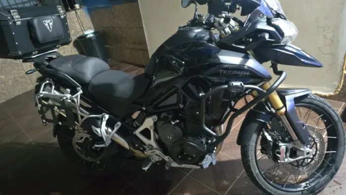 Triumph Tiger 1200 Rally Black Edition 2024 | Oportunidade / Baixa KM