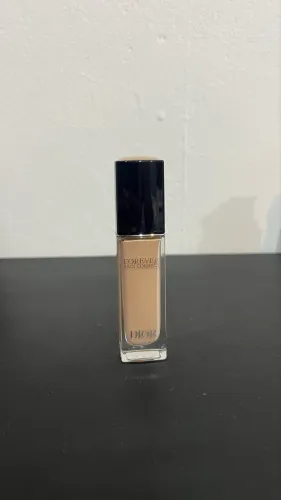 Corretivo Forever Skin Correct