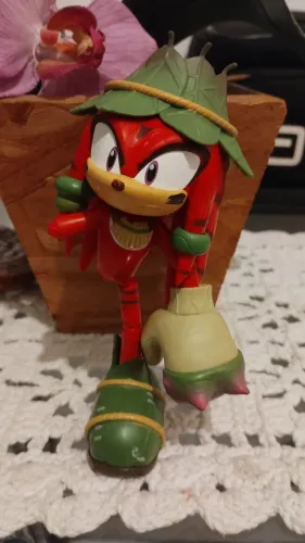 Boneco Knuckeles Sonic