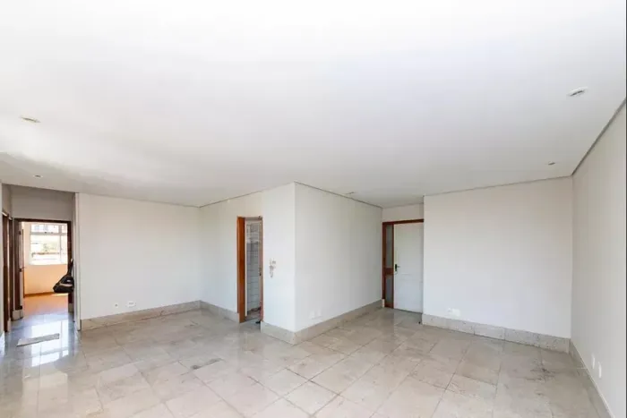 Apartamento à Venda - Grajaú, 3 Quartos, 128 m2