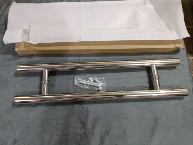 Puxador inox 60cm "NOVO", porta madeira e vidro.
