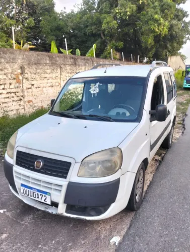 Fiat Doblo Essence 1.8 Flex 16V 5P 2013