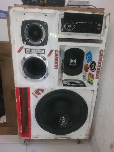 Paredinha som automotivo 