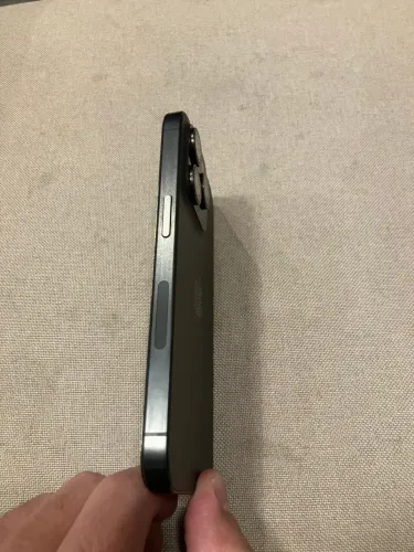 iPhone 15 PRO - Preto Titânio 