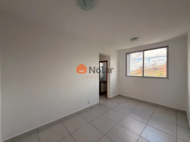 Apartamento à venda com 02 quartos, sendo 01 suíte e 02 vagas de garagem no bairro Fernão