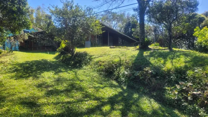 Casa Comercial no Porto da Lagoa - Rio Tavares