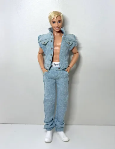 Boneco Ken O Filme - Ken Jeans