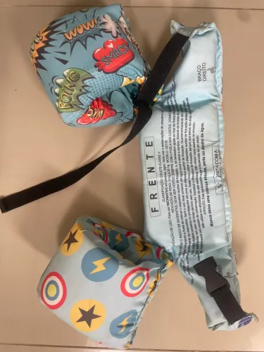 Boia de braço infantil