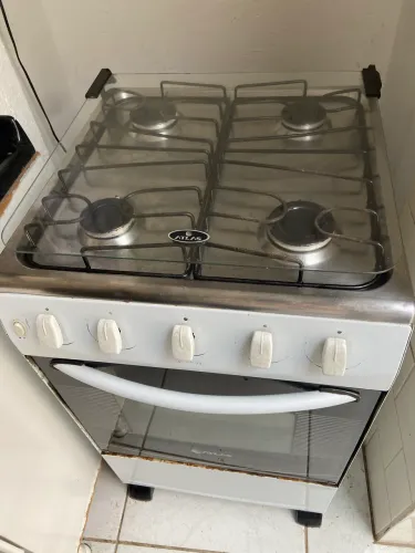 Fogão Atlas 4 bocas (forno não funciona)