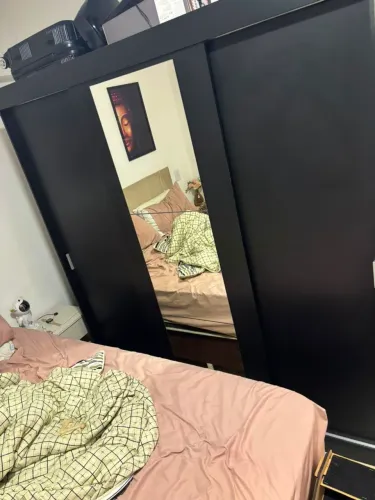 Guarda roupas com 3 portas