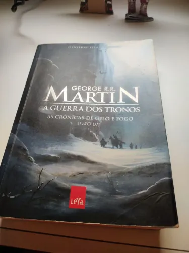 Martin-A guerra dos tronos(livro um)? George R.R