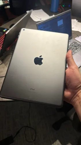 Ipad 9 space gray MUITO NOVO
