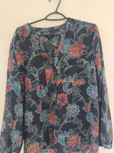 Blusa estampada Gap.