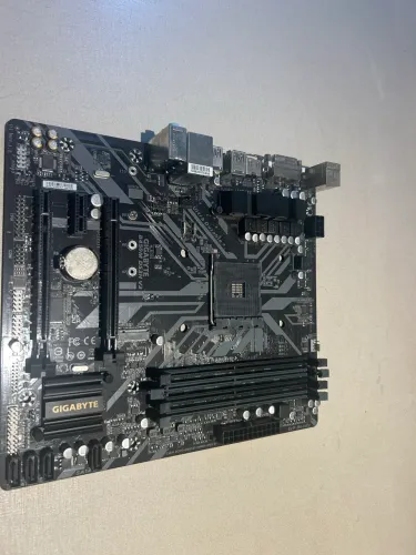 B450M Gigabyte
