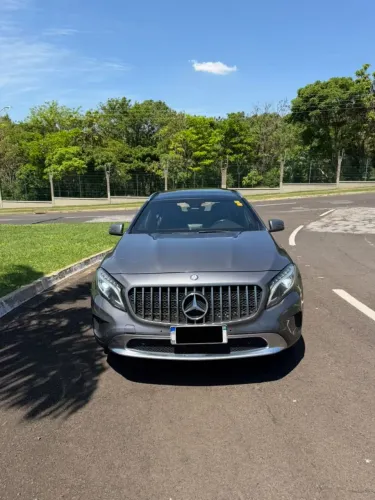 Mercedes-Benz GLA 250 Vision 2.0 TB 16V 211cv Aut. 2015