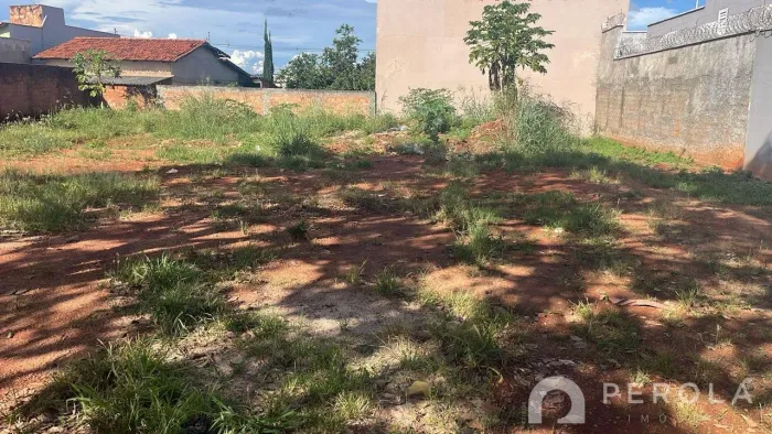 Lote / Terreno em Res Sao Leopoldo Complemento - Goiânia