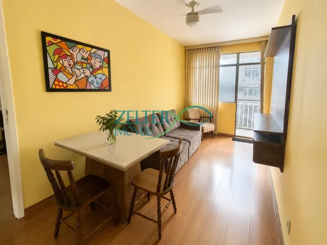 Apartamento à venda, 2 quartos + DCE, varanda, 1 vaga, Rua Barão de Melgaço em Vista Alegr