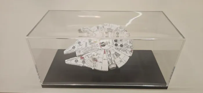 Millennium Falcon Bandai. Montado e pintando 