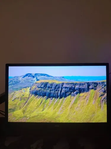 Monitor AOC 24" Full HD VA HDMI M2470SWH2 - Muito Conservado | VALOR NEGOCIÁVEL
