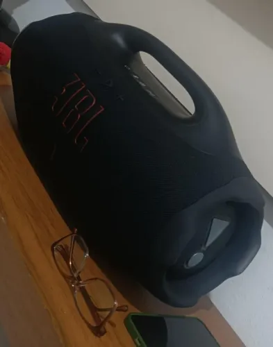 JBL Bombox 4