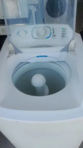 Vendo maquina electrolux 10 kilo ( entrego pela redondeza )