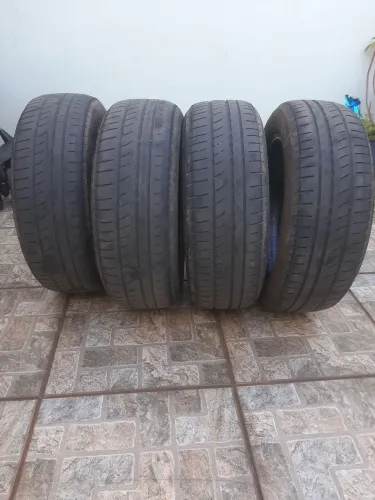 4 pneus Pirelli 185 60 r15