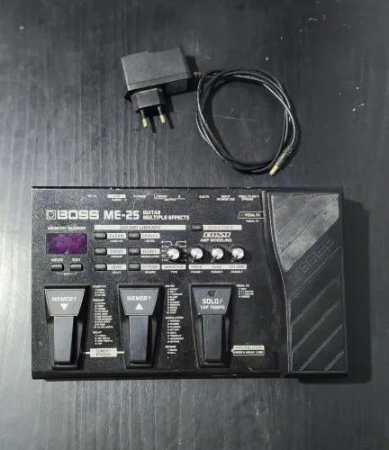 Vendo BOSS ME25