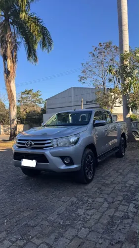 Toyota Hilux CD SRV 4X4 2.8 TDI Diesel Aut. 2018