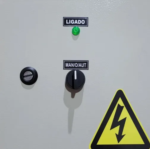 Quadro de comando de bomba