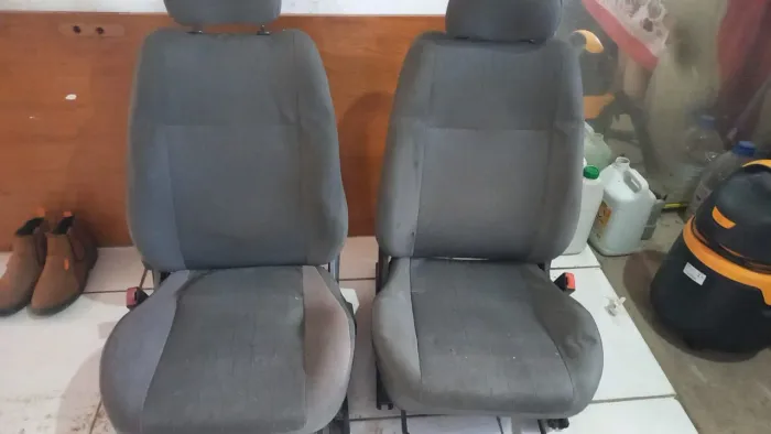 Banco de carro corsa